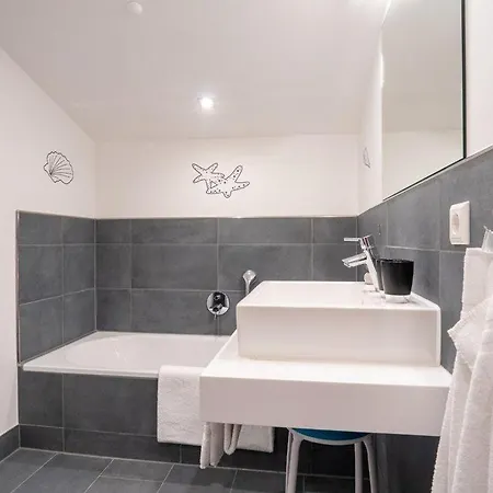 Haus-meerblick-villa-wohnung-42 *